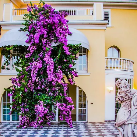 Villa Flo Di Charme Campli