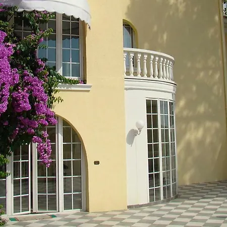 Villa Flo Di Charme Campli