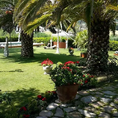 Villa Flo Di Charme *