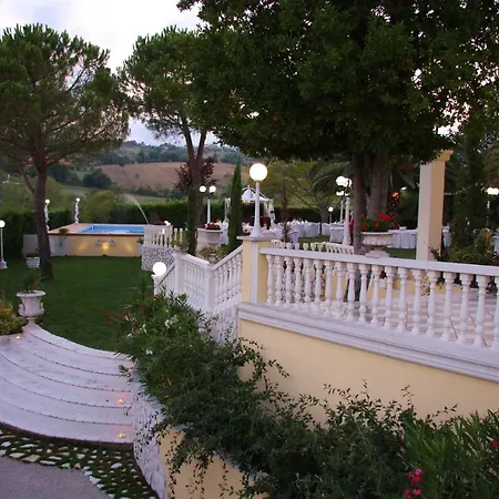 Flo Di Charme Villa *